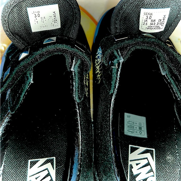 NWOT Sz-3 Youth Vans-Black Suede w/πPrint & Small Studs-4 Grade School Age Kidsπ - Picture 11 of 16